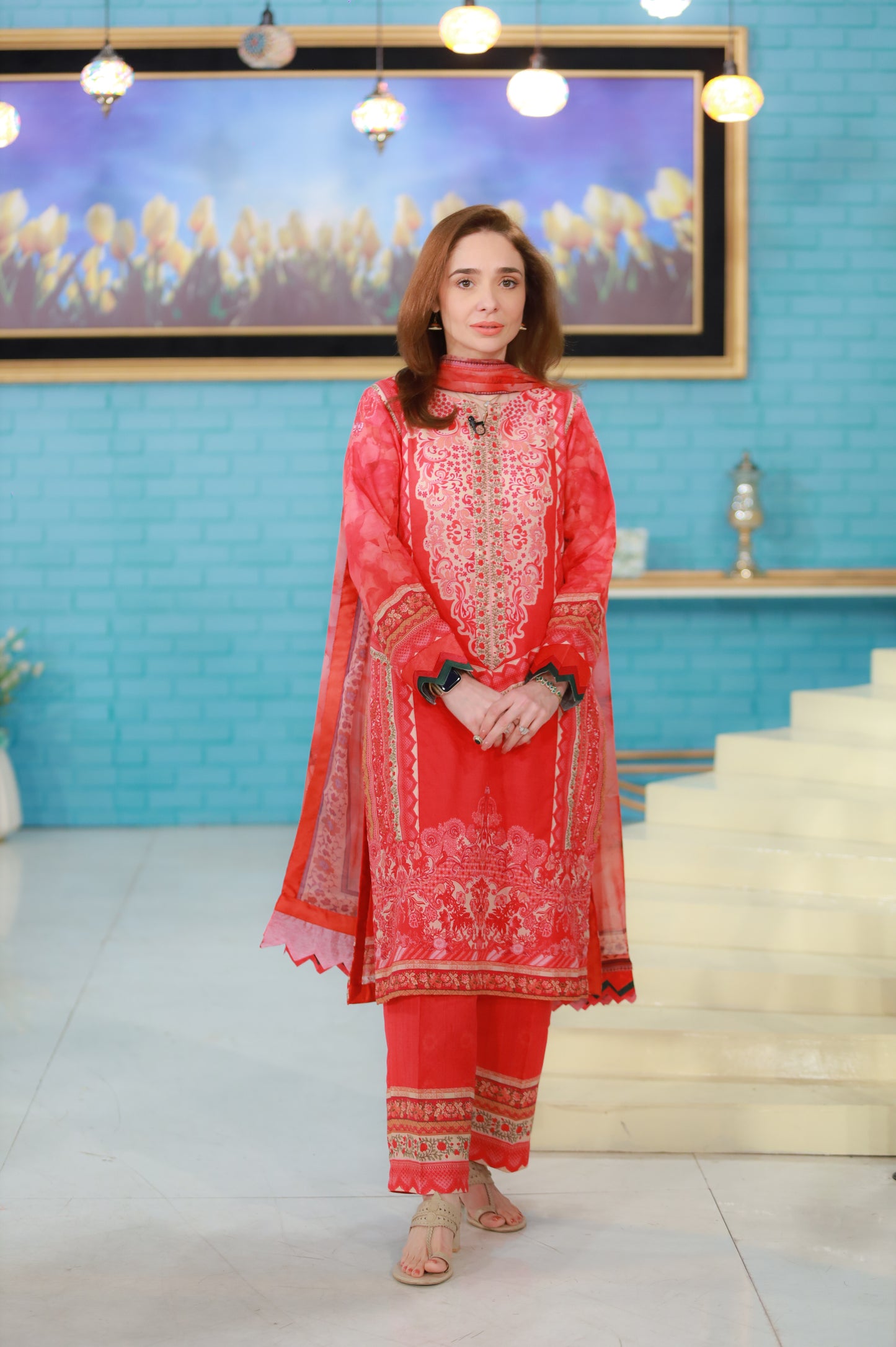 Juggun Kazim spotted in “Gulon me rang bharay”