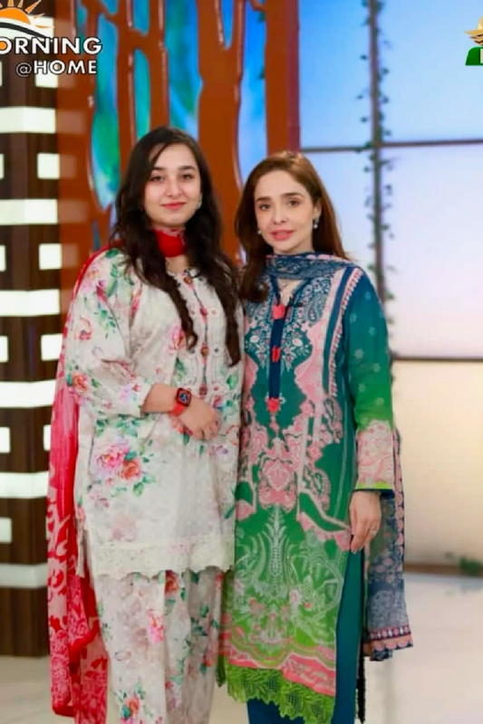 Juggun Kazim Spotted in GUL-MAHTAB