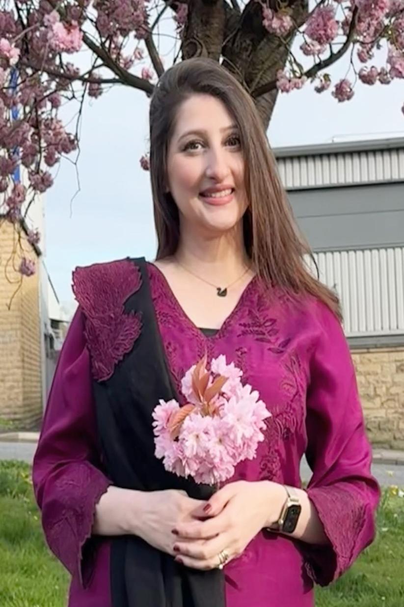 Spotted in “Baharay” dress!