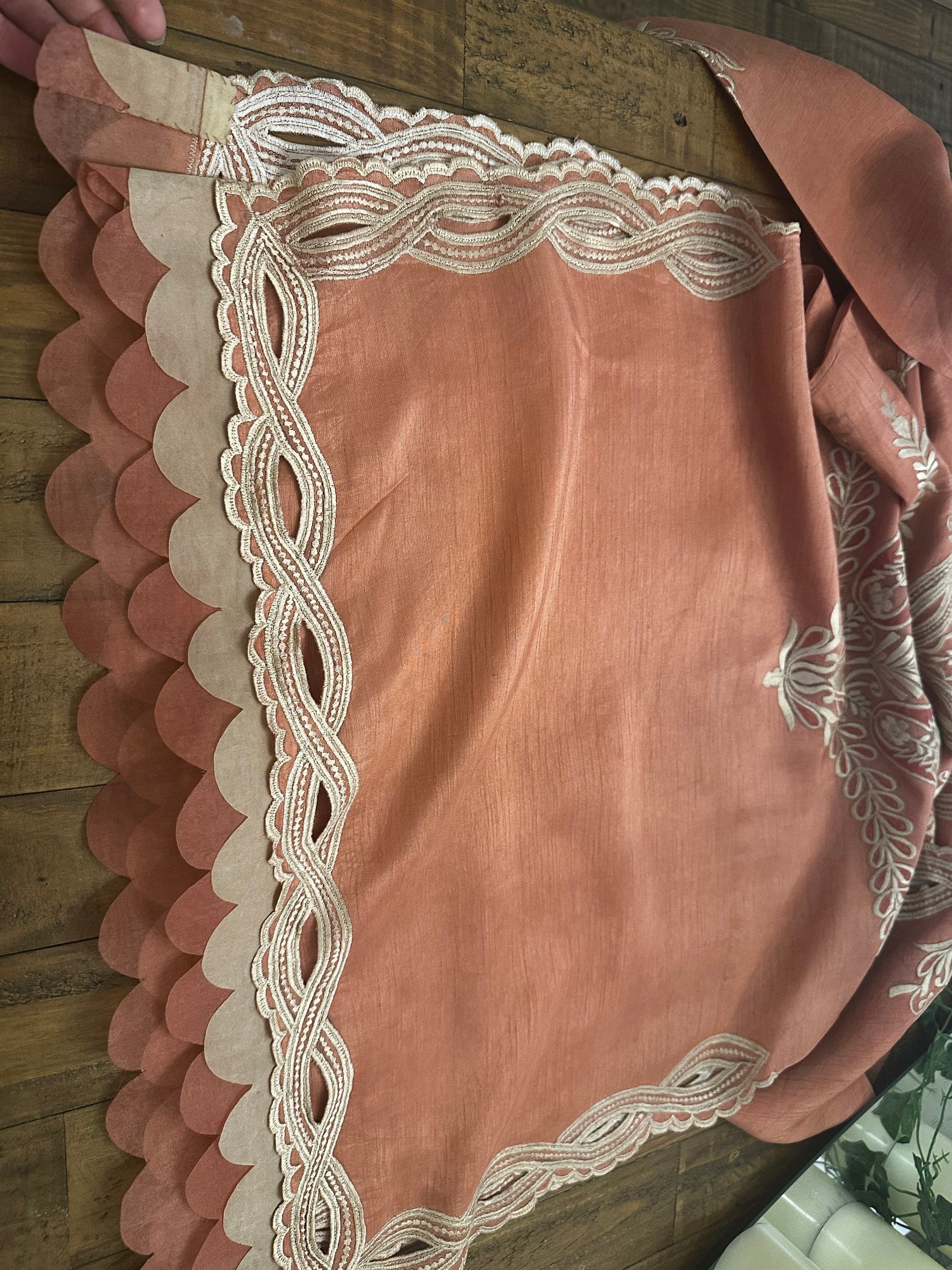 Details of silk suit 