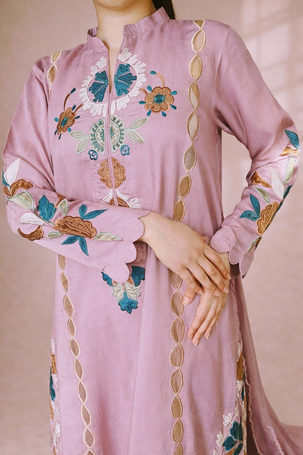 Lilac  embroidered dress with floral patterns of appliqué on luxury Pret 